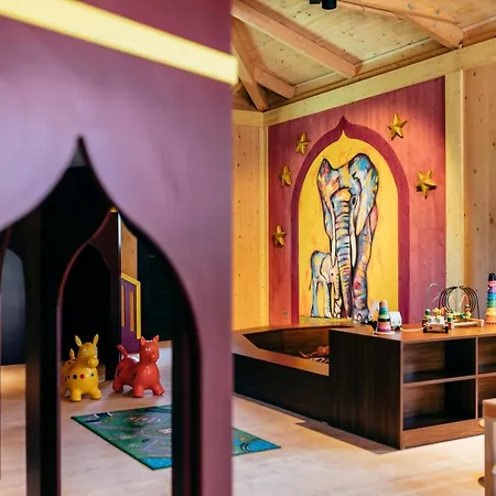 リゾート Robinson Sarigerme Park 4*